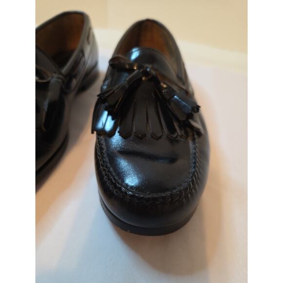 Classic COLE HAAN Hand Sewn U.S. Made Black Leather Loafers Tassels US Sz 11 D - Picture 4 of 16